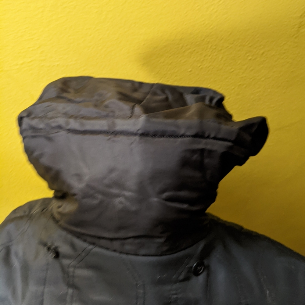 Ski Jacket - Picture 4 of 8